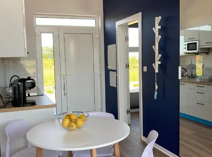 Vakantiehuis Dwa Morza Caloroczne Z Ogrodem *