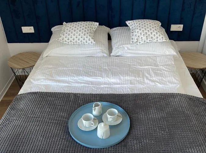 Vakantiehuis Dwa Morza Caloroczne Z Ogrodem Puck