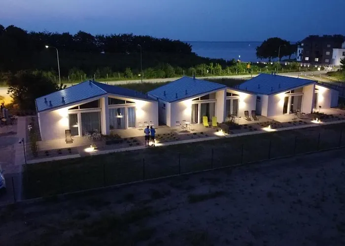 Dwa Morza Caloroczne Z Ogrodem Puck